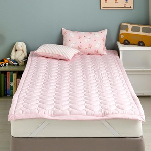 [모던하우스 인천점]  마미허그 소프트워싱 고정밴드가 있는 SS 퀼팅 패드 110x200 핑크하트 -[CZ2226009]