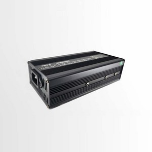 엠디홍 퀀텀캣 인산철 배터리 한전 충전기 12V(14.6V) 15A 가정용 220V 전원 파워뱅크 배터리 충전용 XT90 수