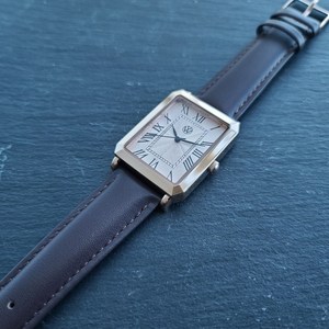 폭스바겐 클래식 스퀘어 남성 가죽 손목시계