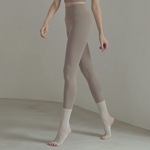 [콘치웨어] 여성용 에어라이트 3D 9부 레깅스 필라테스 요가