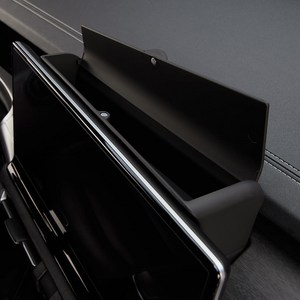 메이튼 토레스 네비게이션 뒷면 수납함