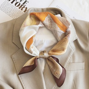 고릴랄라 여성 실크 스카프 100 정사각 53cm 쁘띠 스카프 CNS010 플로렌스