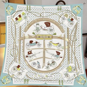 루비앤 르베르 마차 패턴 고급 실크100% 스카프 럭셔리 화사한 사각 간절기 스카프